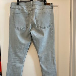 NWT Express Light Wash Mid Rise Legging 12 Short
